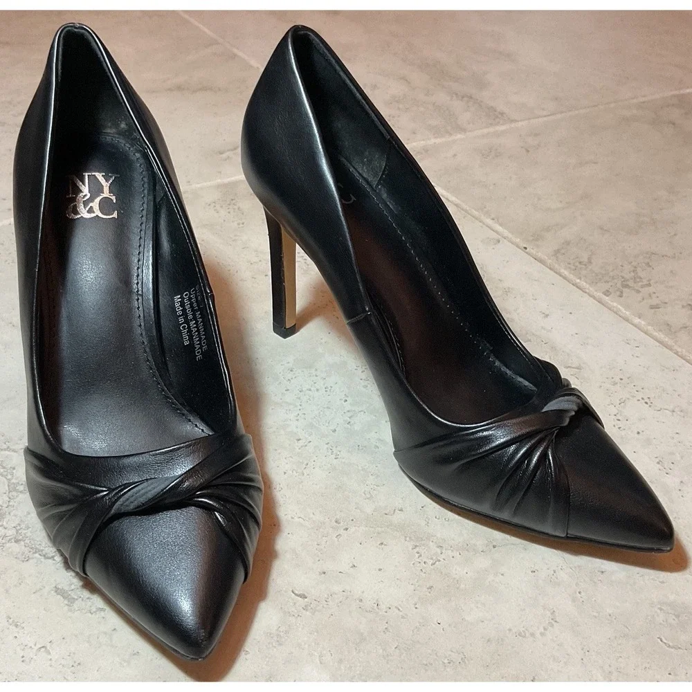 New York & Company Monique Black Heels, Women's Size 7, And Xtra Heel Tips